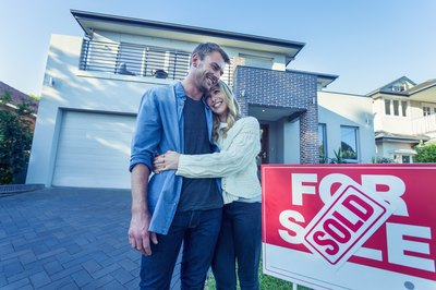 Can I Pay Home Insurance Directly and Not With Escrow?