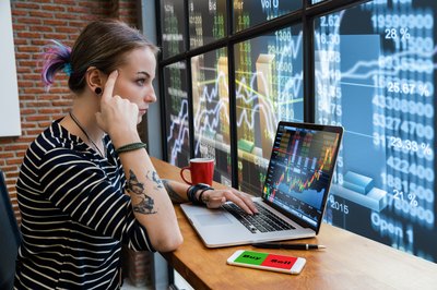 How to Figure Out How Many Shares of a Stock Were Traded That Day