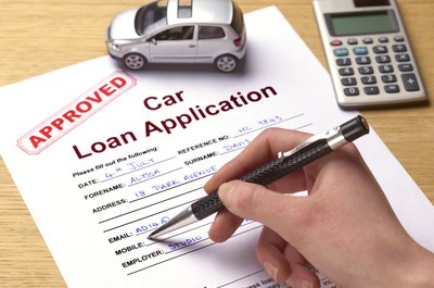 Does a Vehicle Lease Show on Your Credit Report?