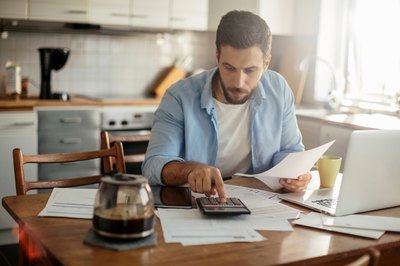 How to Calculate the Annual Rate of Return on a Bond