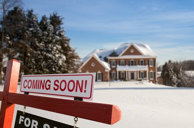 Do I Pay Any Taxes on a House I Sell That Was Given to Me Through a Living Trust?