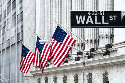 What Does Long & Short in the Stock Market Mean?