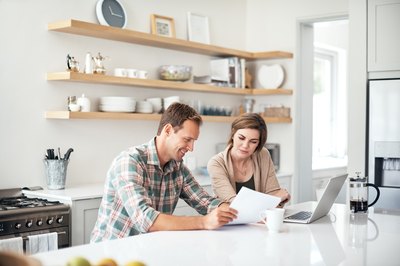 How to Have Self Discipline While Budgeting Money