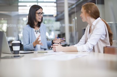 What Is the Difference Between a Mutual Fund & a Trust Fund?