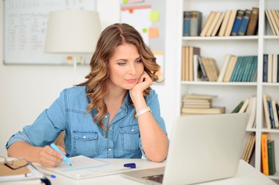 How to Claim a Gross Distribution from a 1099-R