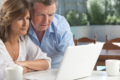 What Is the Difference Between a Fixed Rate & Flat Rate?
