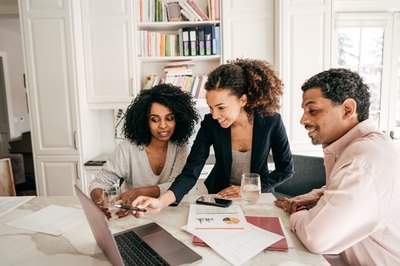 How Do Cash Rebates Work?