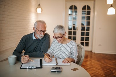 How Much to Save for Retirement If a Spouse Has a Pension?
