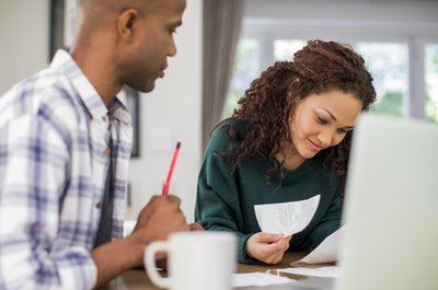 How Should Married Couples Fill Out a W-4?