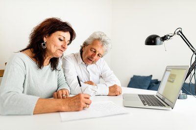 How to Cash in an Annuity Early