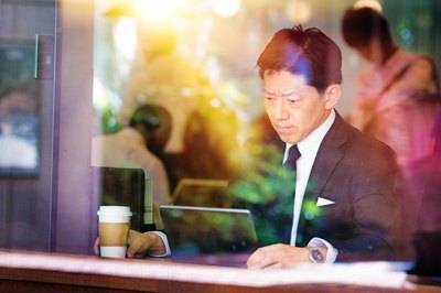 Can I Keep My Company Stocks After Quitting?