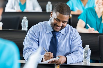Does the Number of Dependents Affect a FAFSA?