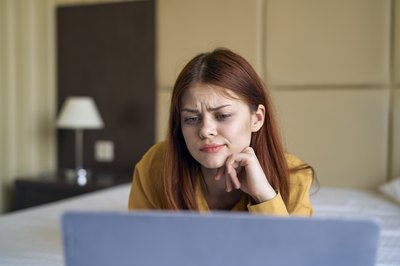 Does Collecting Severance in California Disqualify You From Unemployment?