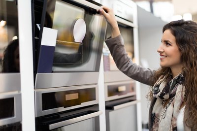 How to Determine the Fair Market Value of Furniture & Appliances