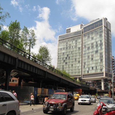 Restaurants In The Meatng District Of New York City Usa Today The Highline And Standard Hotel In Meatng District New York