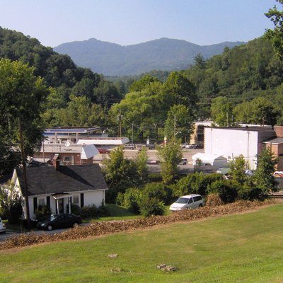 Hotels in Oliver Springs, TN | USA Today