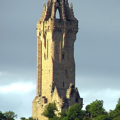 Pounds Vs Dollars In Scotland Usa Today Cropped Version Of The Wallace Monument Near Stirling Scotland