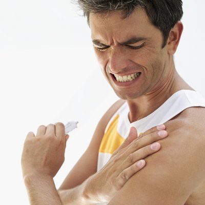 Stockbyte/Stockbyte/Getty Images Excessive use can lead to joint pain, which can be relieved with cayenne pepper applications.