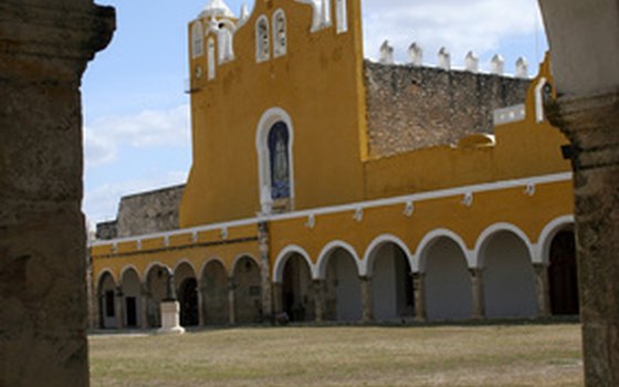 Izamal's main plaza