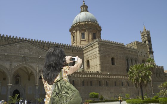 Enjoy Palermo's sights and sounds during your Sicily walking tour.
