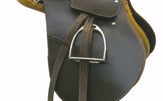 English hunt-type saddles are used on all Tuscan horseback riding vacation excursions.