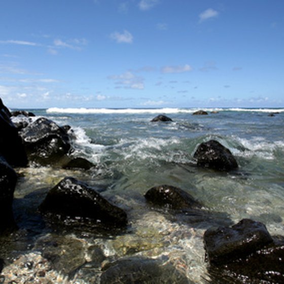 View impressive landscapes on some of the best Hawaiian islands.