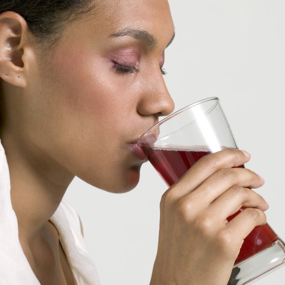 Is Pomegranate Juice As Good for a Person's Kidneys As Cranberry Juice