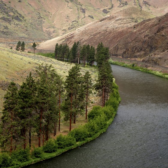 Ensign Ranch is set along the Yakima River in Washington State.