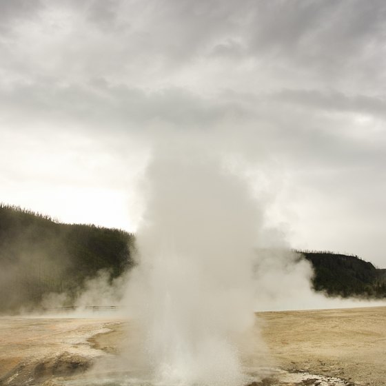 Yellowstone National Park has the largest amount of geyers in the world.
