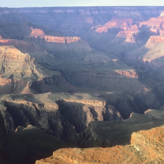 Enjoy breathtaking views from the canyon's south rims by lunchtime.