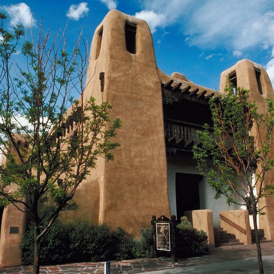 An adobe structure houses Santa Fe's Museum of Fine Arts.