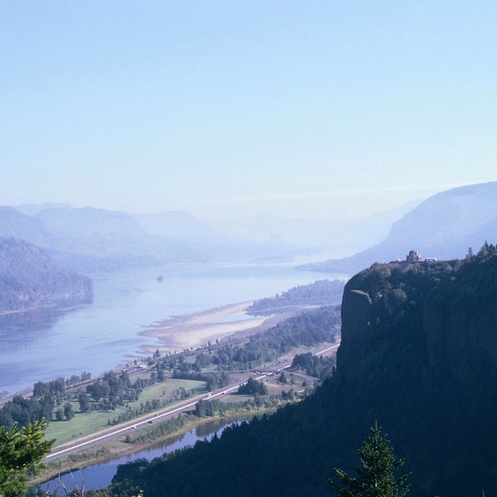 The Columbia River Gorge offers a multitude of opportunities for outdoor exploration.