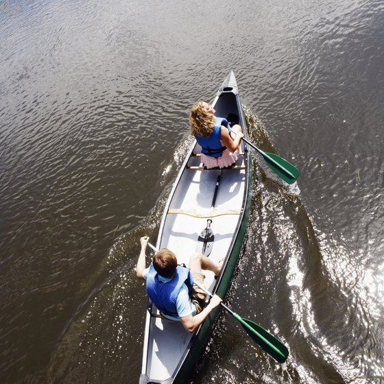 Raven Rock offers canoe-in campsites.