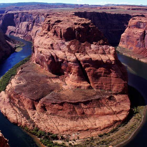 Your float trip will take you through the oft-photographed Horseshoe Bend.