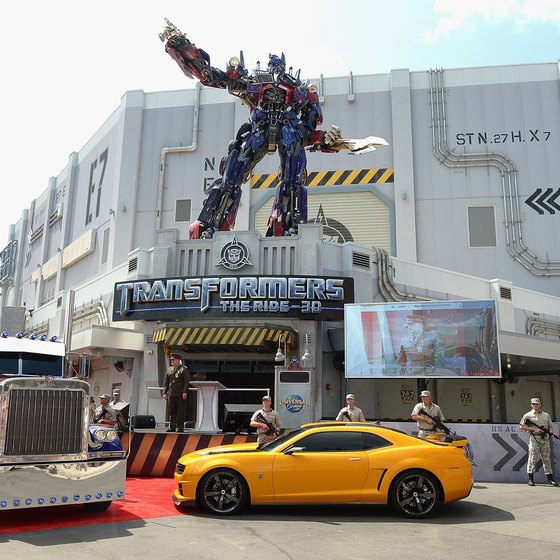 There are a number of tricks to saving money at Universal Studios.