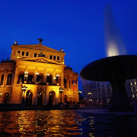 The Old Opera building in Frankfurt is home to the Frankfurt Symphony Orchestra.