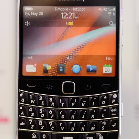 Organize your text and email messages on the BlackBerry Bold by splitting them into two sections.