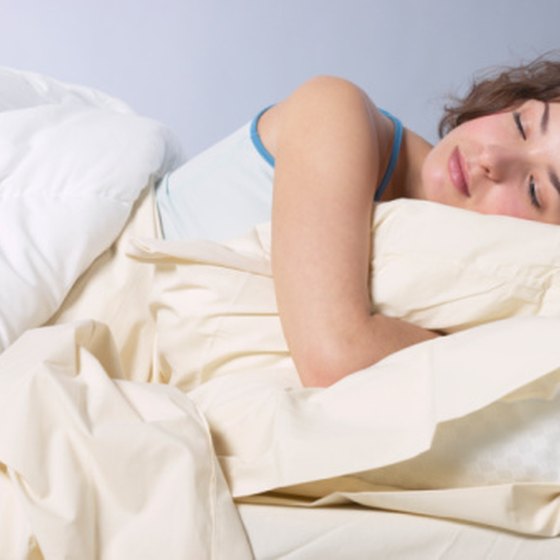 what-are-the-characteristics-of-rem-sleep-healthy-living