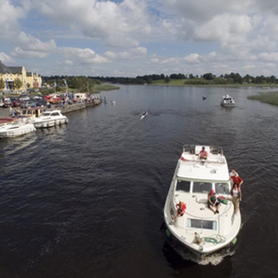 The River Shannon is populated with boats and cruise vessels.