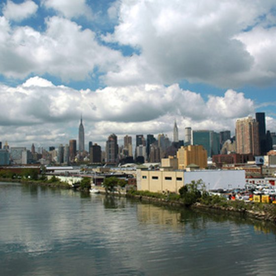 Take a guided tour of Manhattan and New York City.
