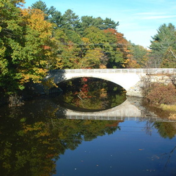 Culinary vacation packages mix a focus on food with New England's beauty, like this idyllic scene in New Hampshire.