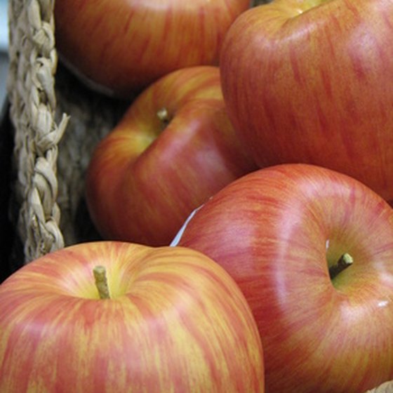 Pennsylvania celebrates apple harvests in the fall.