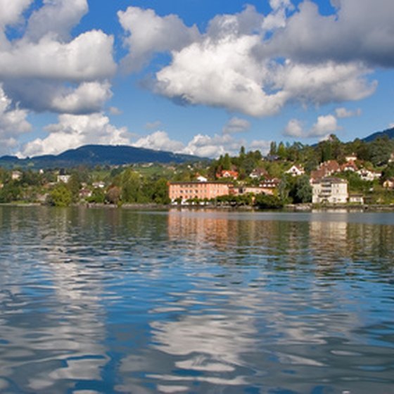 Santa Cruz features various waterfront hotels.
