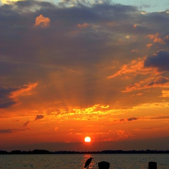 The St. Lawrence Seaway connects the Thousand Islands.