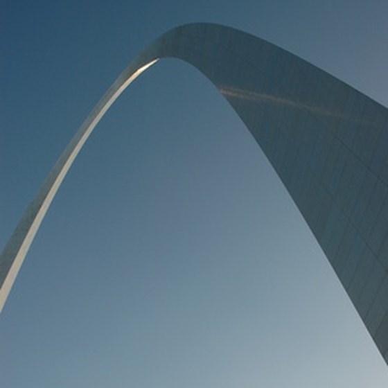 The famous concrete arch is located in St. Louis.