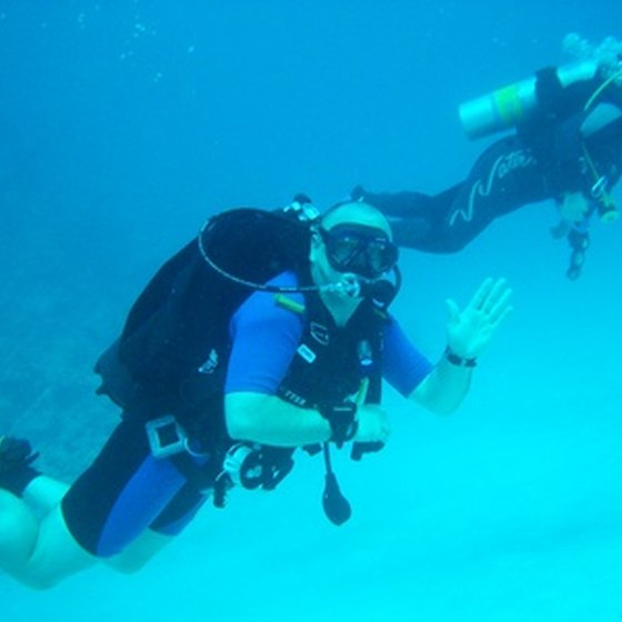 Honduras boasts world-class diving sites, including those surrounding the island of Roatan.