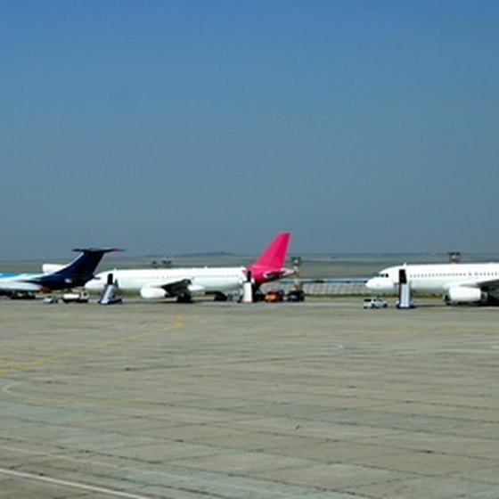 Airports Near Pomona, California