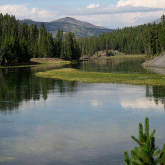 Yellowstone River RV camping ranges from primitive to luxury.