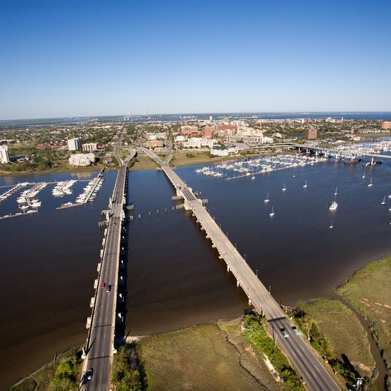 The Intracoastal Waterway gives boaters a chance to see Florida from a different perspective.