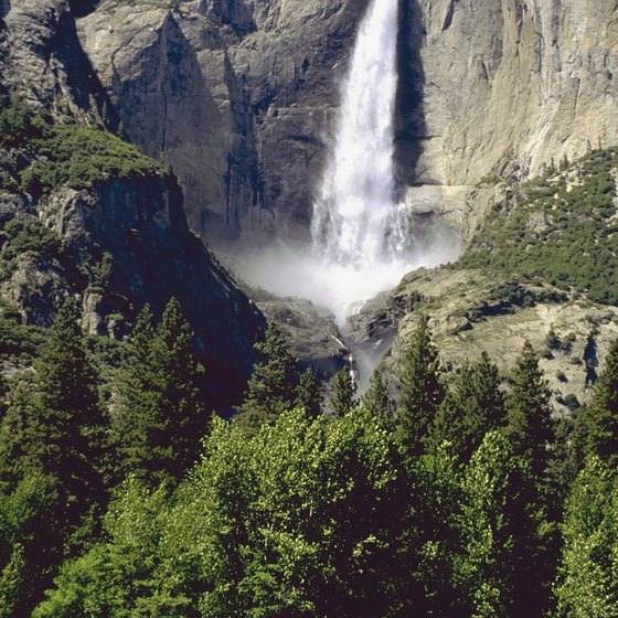 Lodging is available outside Yosemite National Park close to Highway 120.